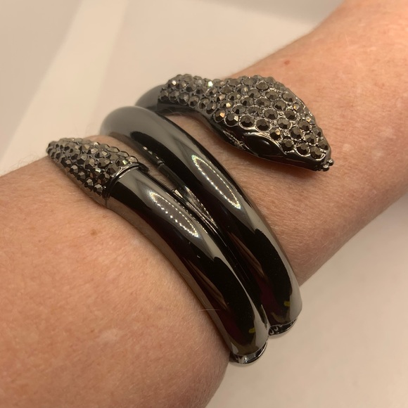GUNMETAL SNAKE WRAP BANGLE - Picture 6 of 8